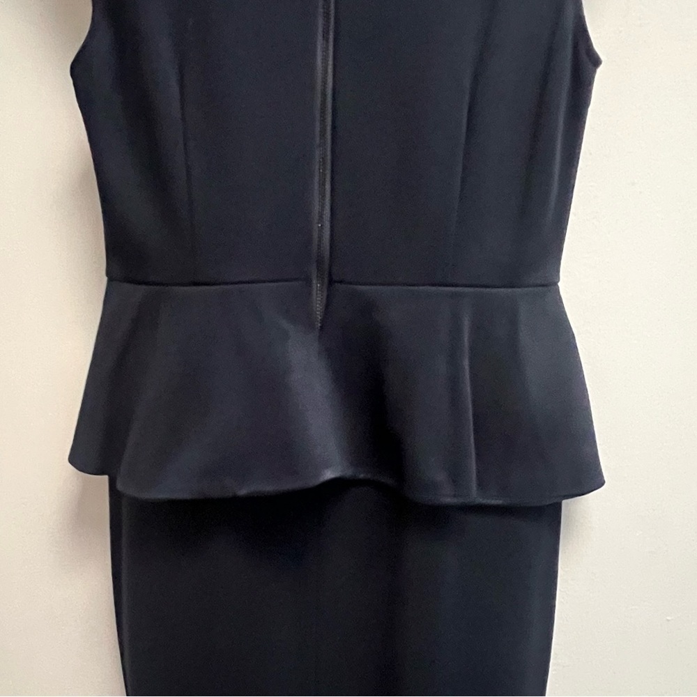 ALICE + OLIVIA Women’s Navy Blue Cap Sleeve Victoria Peplum Dress - size 6 - Picture 5 of 9